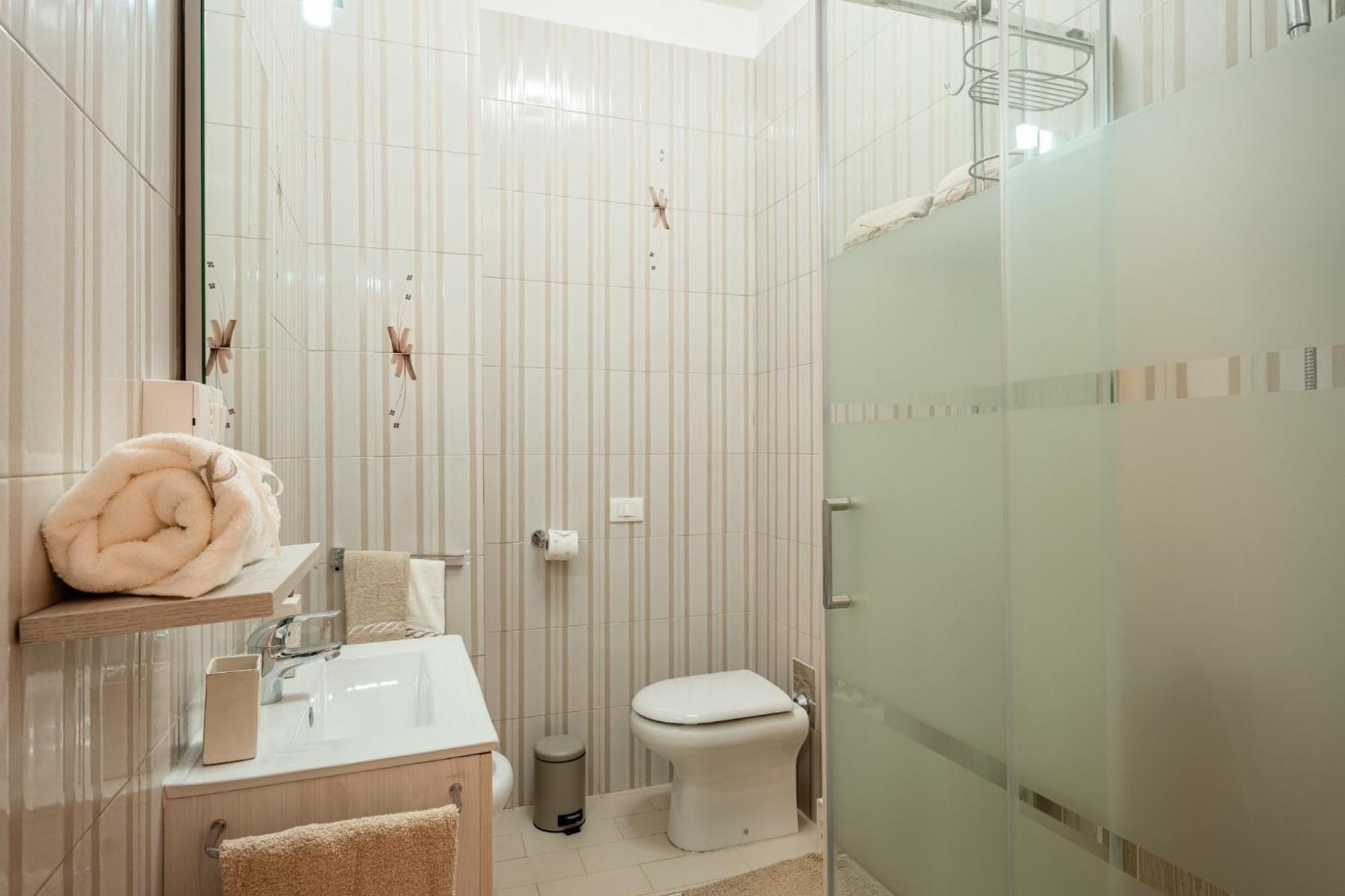 Villa Casa Di Nonna Tosca Montecarlo Esterno foto